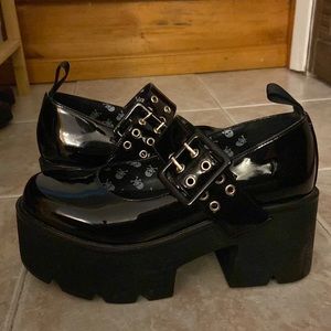 La Moda Patent Platform Mary Janes